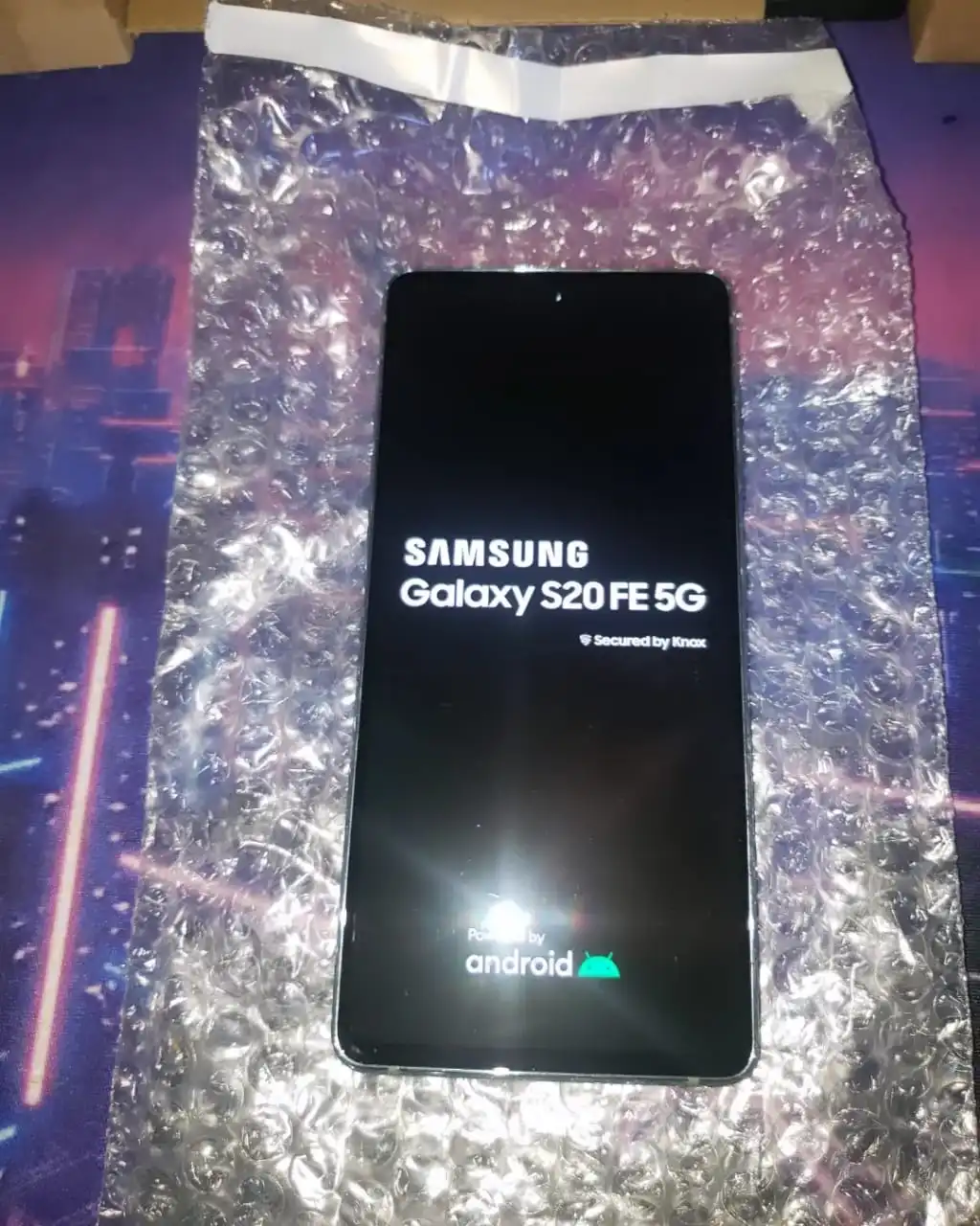 Samsung Galaxy S20 FE Unlocked 128GB